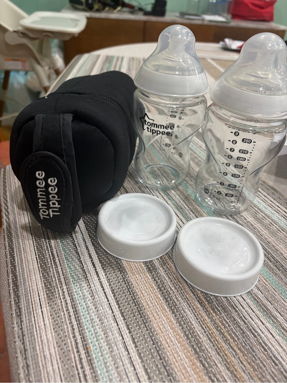 Tommee tippee glass baby bottles and accessories